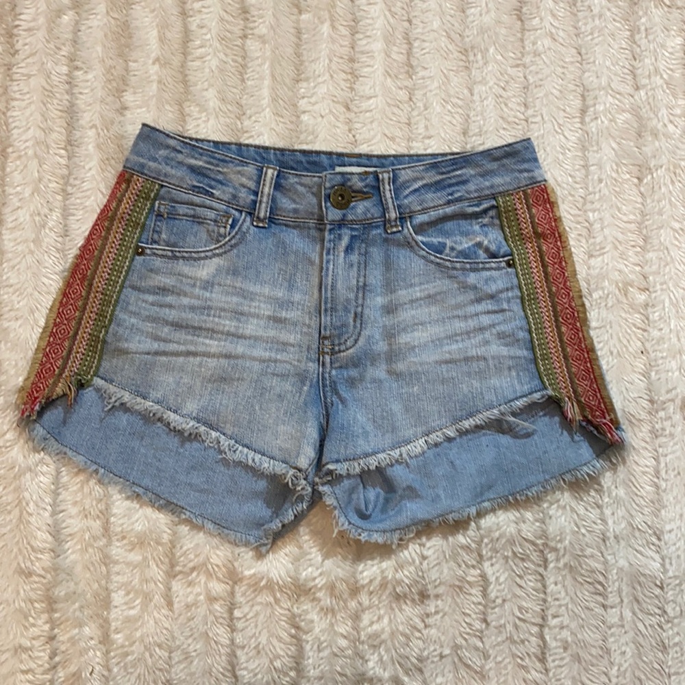 High waisted jean shorts hippy boho Aztec stripe size 3 shorts